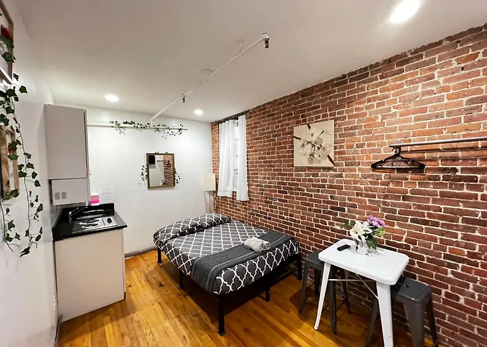 31 Street Broadway Hotel