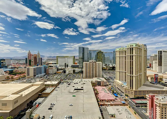 Waterpark hotel: Mgm Signature - Strip View Suite- Free Valet Parking