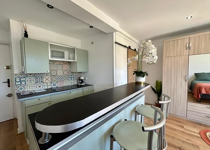 Appartement avec terrasse proche Cassis