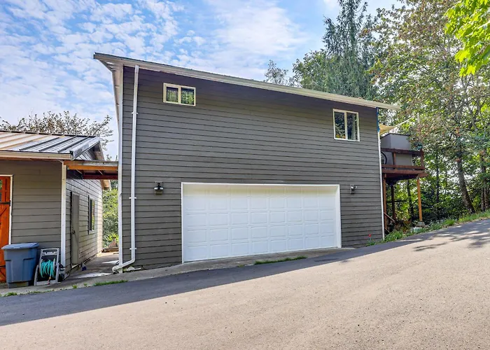 4 Mi To Sandy, Oregon: Studio W/ Mtn View