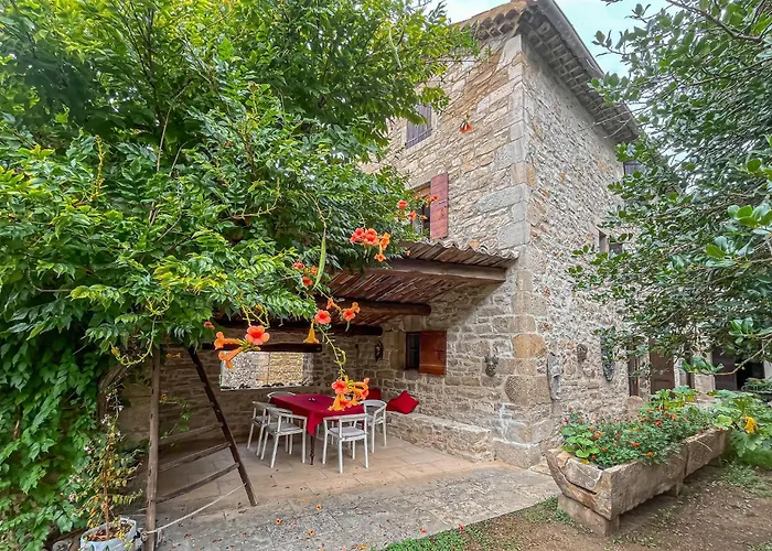 Maison Confortable À Barjac Avec Wi-Fi