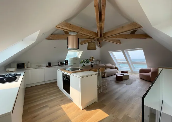 Santec, T3 duplex, face à la mer