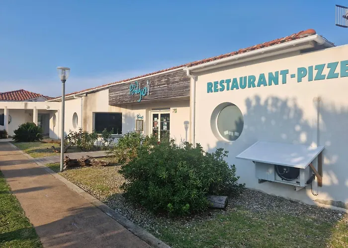 T2 terrasse piscine et plage Moriani Corse