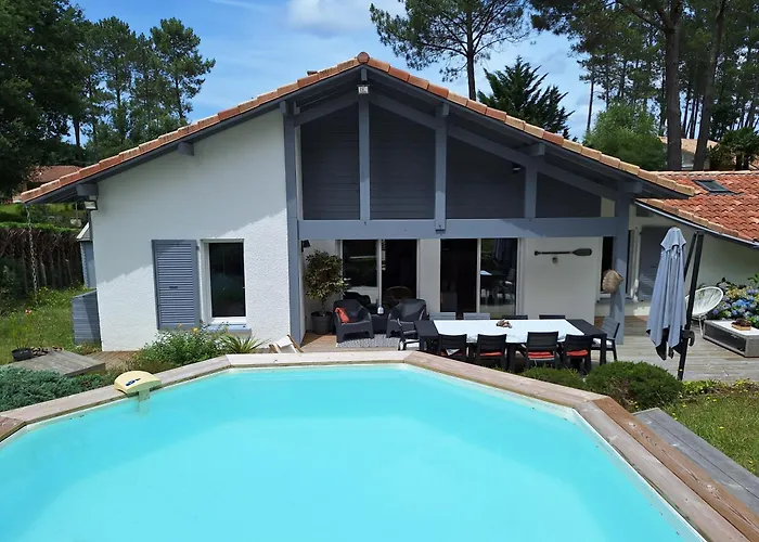 Chez Céline Sous les Pins, de 1 à 8 personnes, Piscine, Océan, Lac, Vélos