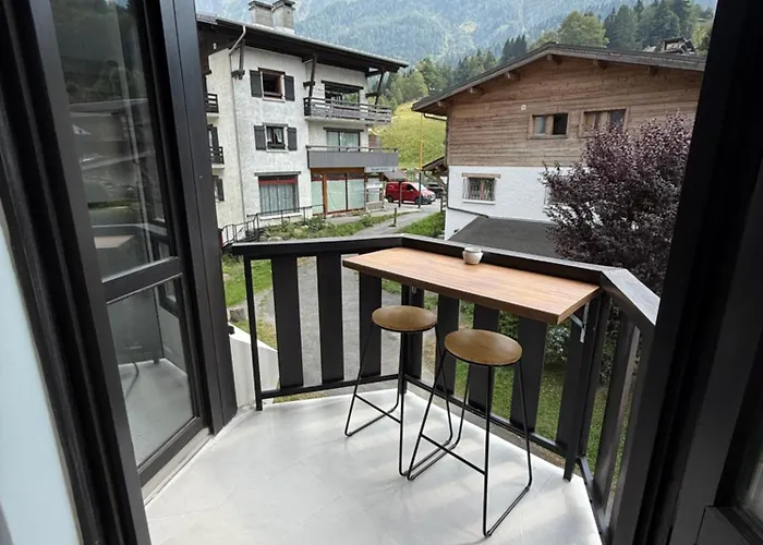 Appartement Classique 1 chambre, balcon, vue montagne