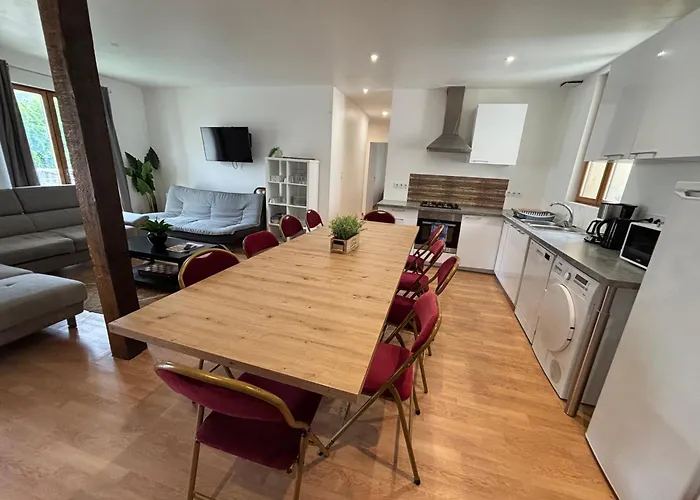 Duplex pour groupe au centre d'Azay Le Rideau