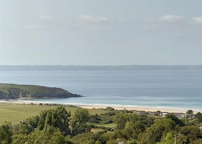 Jolie maison vue sur mer