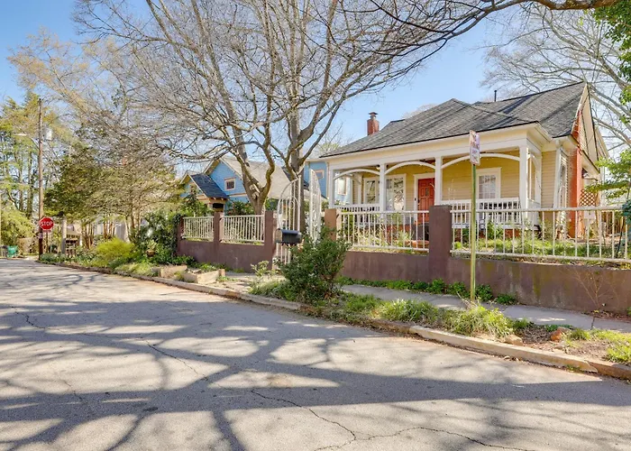 Steps To Shops & Eats: Decatur Home W/ Large Yard