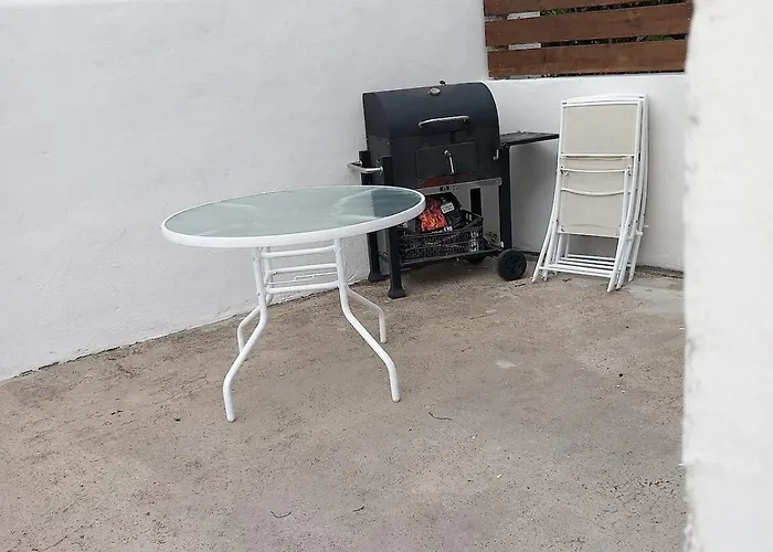 Petite maison avec jardin privé