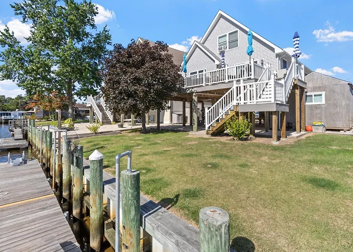 Relaxing Lagoon Home In Little Egg Harbor