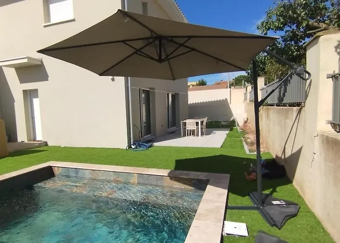 Maison de vacances avec jardin et piscine 6 personnes