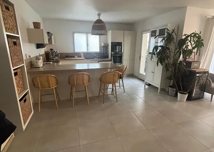 Maison avec piscine proche mer
