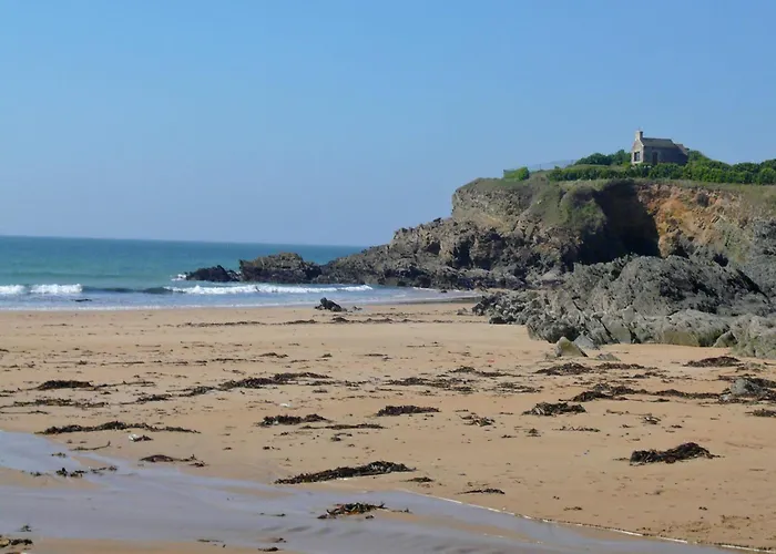 Home With Sea View In Le Pouldu
