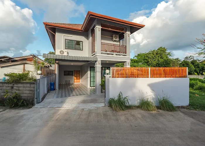 Areca Holiday Villa 3, Naiharn Beach