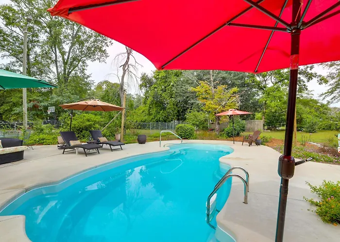 Backyard Oasis W/ Pool: Sunny Sumter Studio!