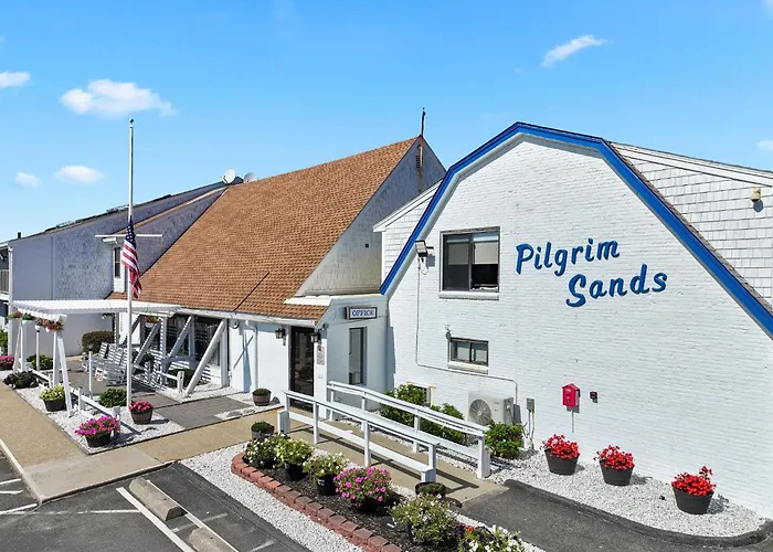 Pilgrim Sands On Long Beach