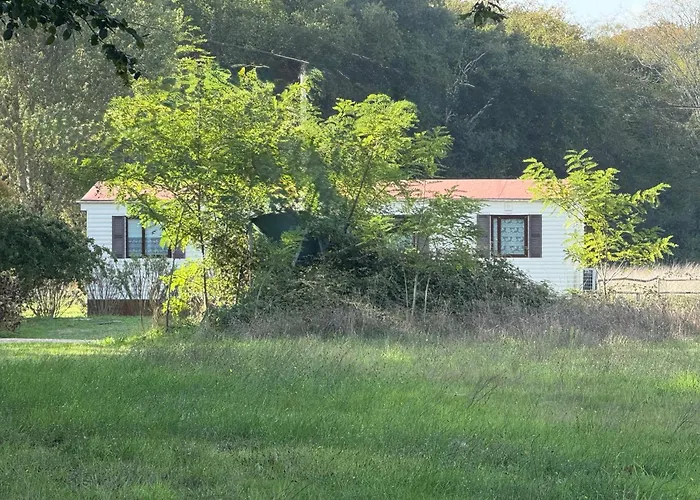 Mobilhome Des Quatre Terres