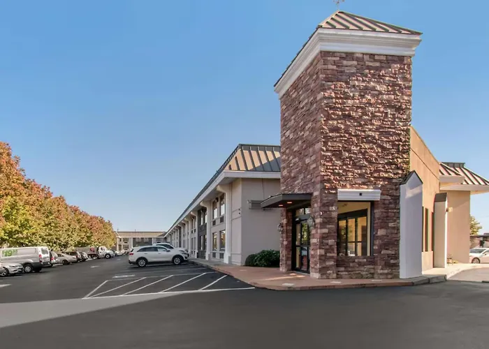 Luxury hotel only: Hotel Hanna