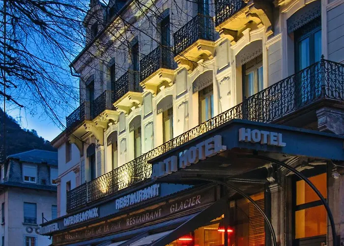Hôtel avec vue: Alti Hôtel
