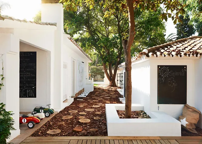 Hotel with pool: Marbella Club Hotel - Golf Resort & Spa