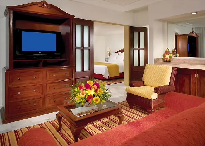 Resort: Marriott Cancun, An All-Inclusive Resort