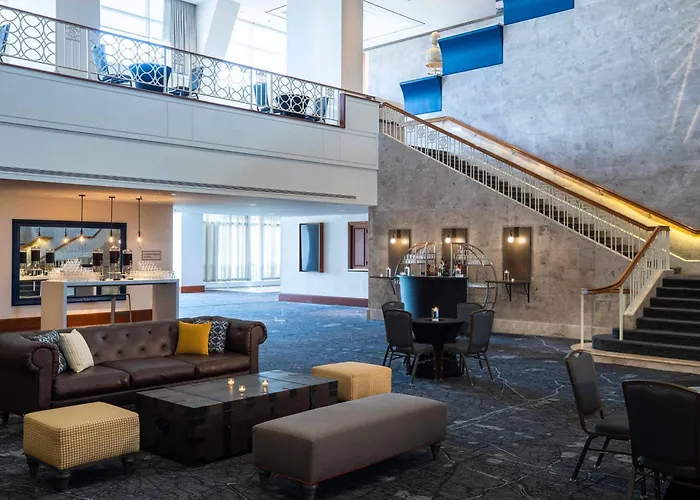Beach hotel: Renaissance Concourse Atlanta Airport Hotel