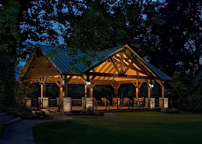 Family Hotel: The Park Vista - A Doubletree By Hilton Hotel - Gatlinburg