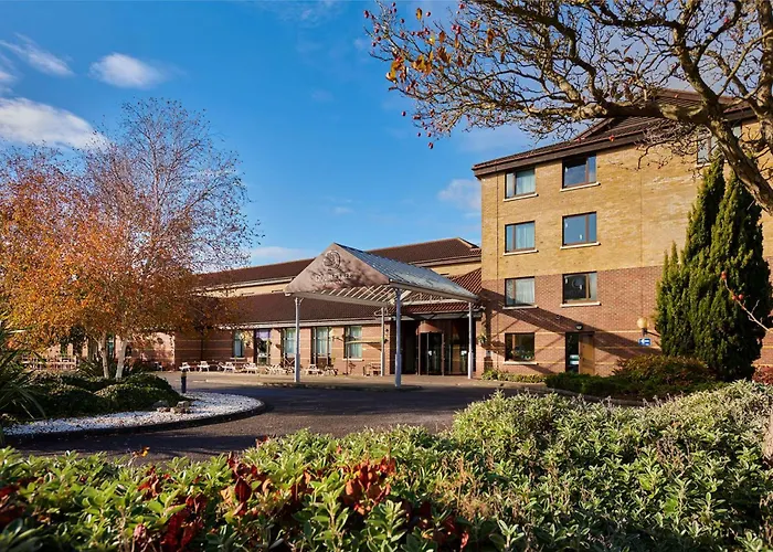 Pet Friendly hotel: Doubletree By Hilton Swindon Hotel