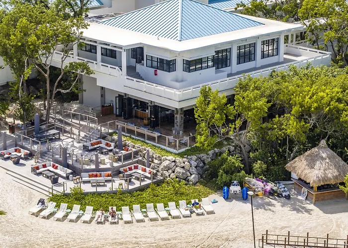 Pet Friendly hotel: Baker'S Cay Resort Key Largo, Curio Collection By Hilton