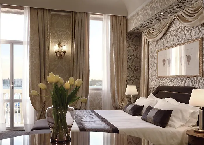 Hotel sulla spiaggia: Londra Palace Venezia