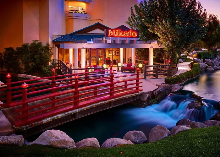 Hotel with Tennis: Jw Marriott Desert Springs Resort & Spa