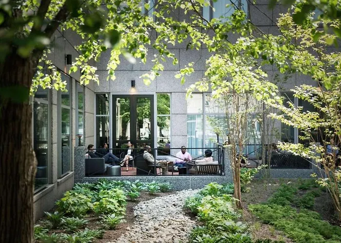 Pet Friendly hotel: The Logan Philadelphia, Curio Collection By Hilton