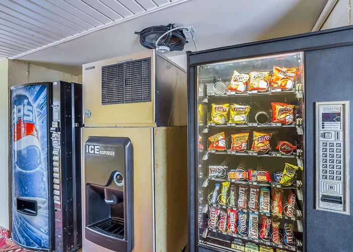 Econo Lodge Huntington - Barboursville University Area