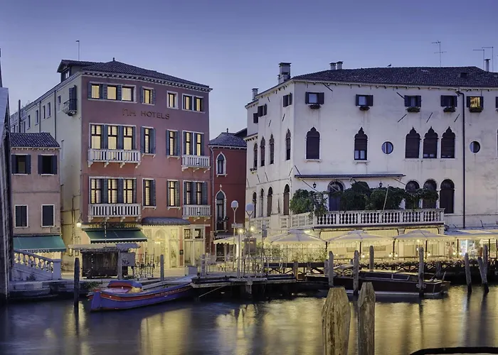 Hotel familiar: Nh Venezia Santa Lucia