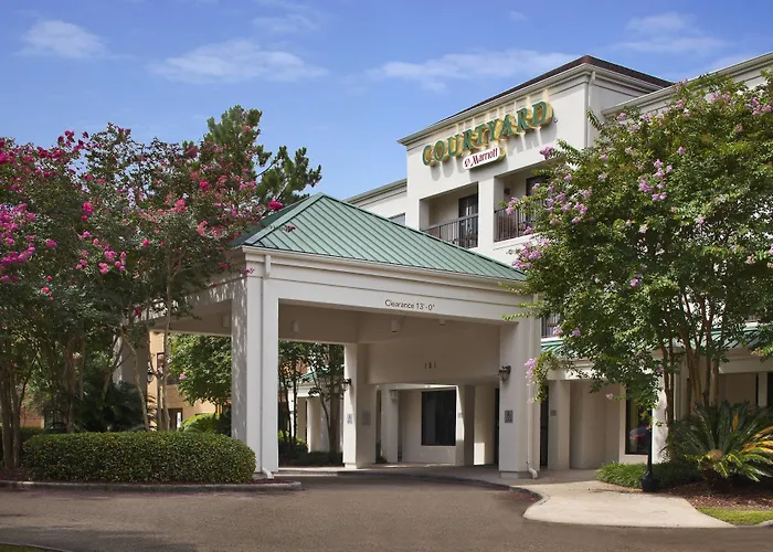 Family Hotel: Courtyard By Marriott Covington / Mandeville