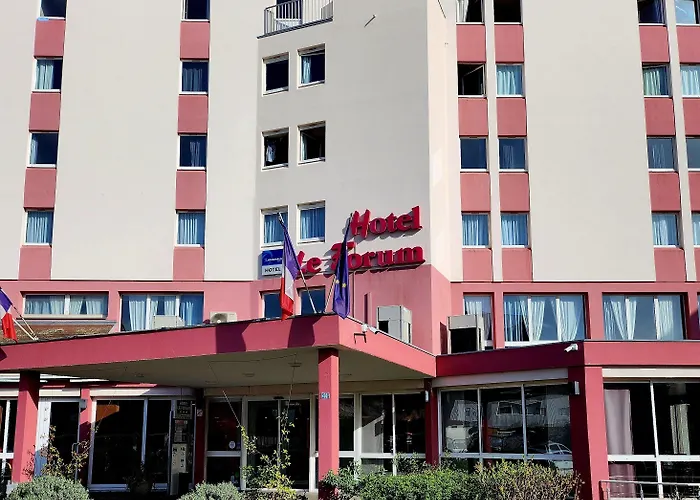 Hôtel accueillant les animaux: The Originals City, Hôtel Le Forum, Strasbourg Nord