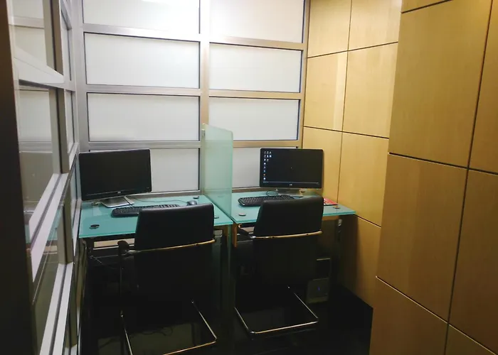 Hôtel 5 étoiles: Hotel Alif Avenidas