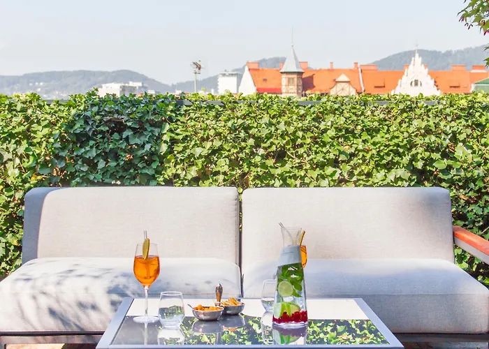 Hotel mit Whirlpool Schlossberghotel - Das Kunsthotel