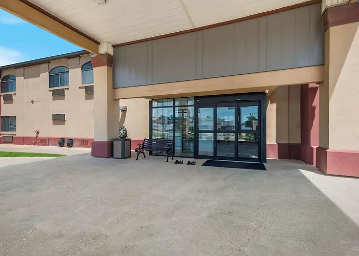 Quality Inn & Suites Oklahoma City North