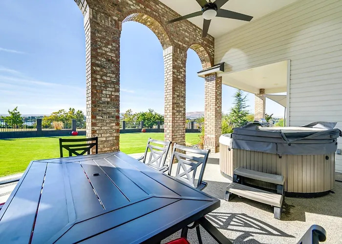 Chic Washington Wine Country Vacation Rental!