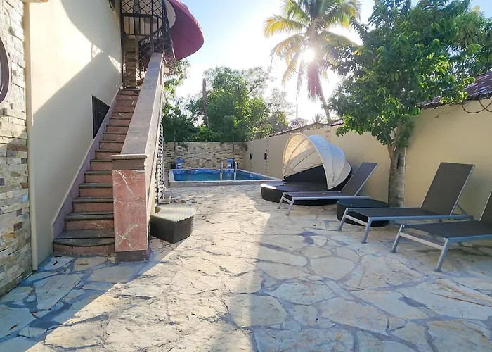 Villa Lujosa Con Piscina Bayaguana