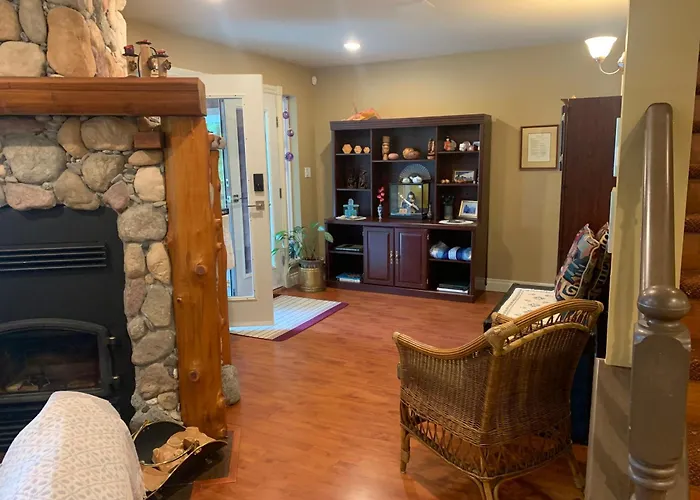 Shoreside Private Room