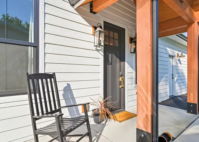 Baby Birch Banks Guest House On Lake Pend Oreille