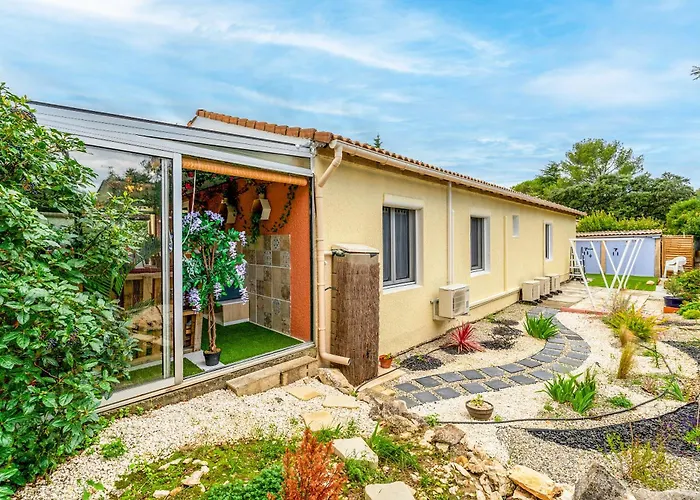 Villa Familiale Avec Piscine Et Climatisation En Provence
