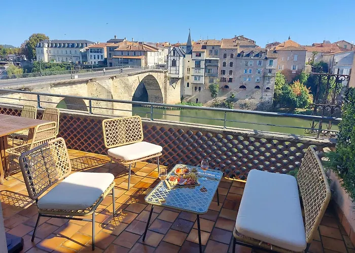 Appartement vue Lot dans Bastide