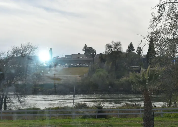 Travelodge By Wyndham Red Bluff South Of Redding