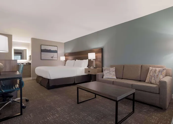 Best Western Flagship Inn