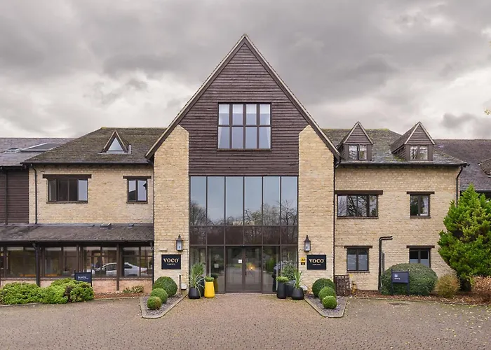 Luxury hotel only: Voco Oxford Spires By Ihg