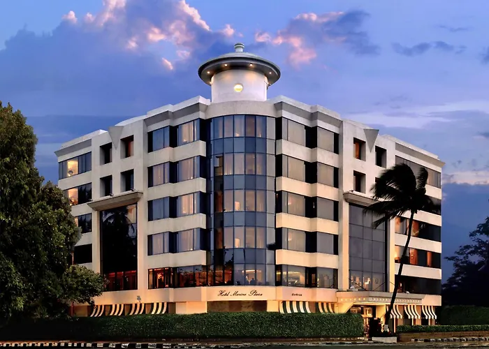 In Luxury hotels Marine Plaza