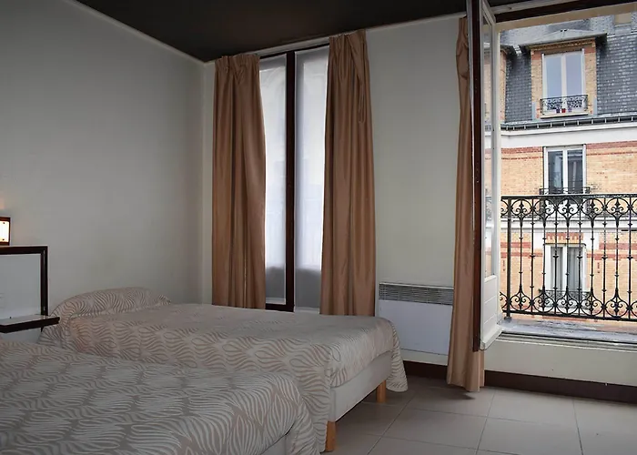 Avenir Hotel